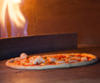 Pizza-Planet È Un’associazione No-Profit, Nata A La Spezia Nel 2001 Dall’iniziativa Di Un Gruppo Di Professionisti, Con Lo Scopo Di Valorizzare, Conservare E Migliorare Il Prodotto Più Tipico Del Made In Italy: “La Pizza”.